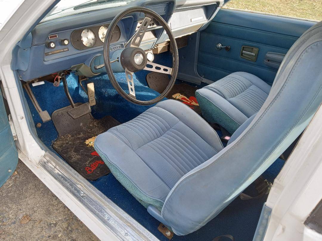 Amc-gremlin-1974-white-15