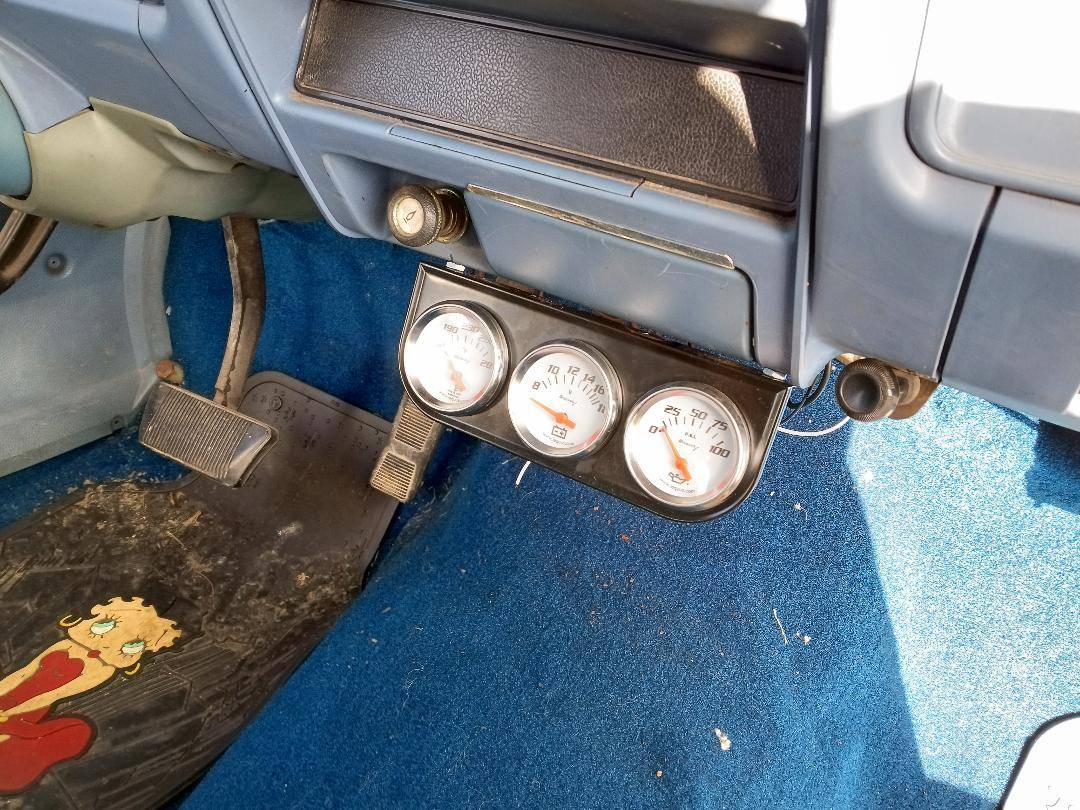 Amc-gremlin-1974-white-19