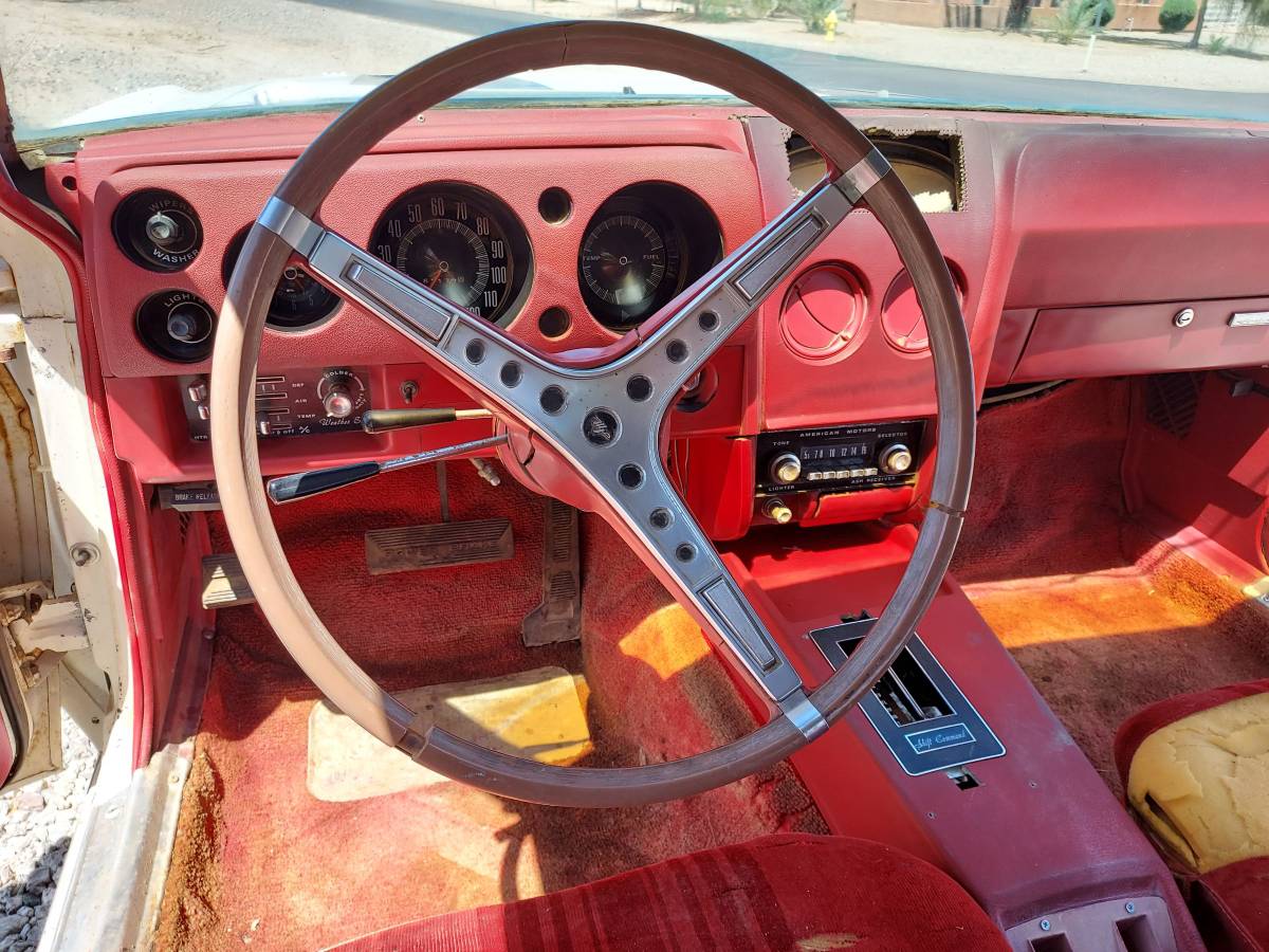 Amc-javelin-1968-white-10