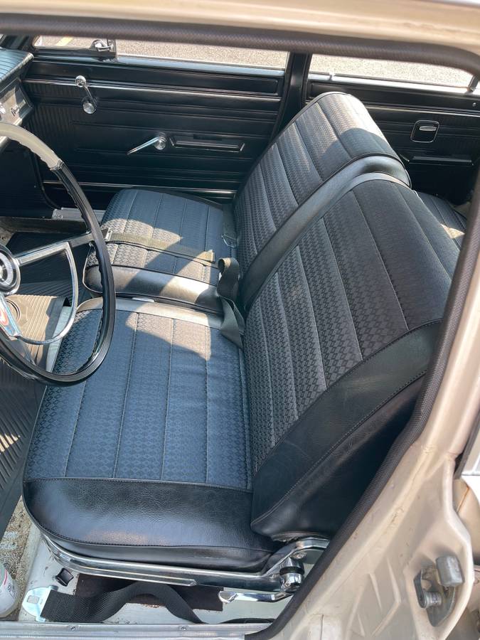 Amc-rambler-classic-770-1966-white-9