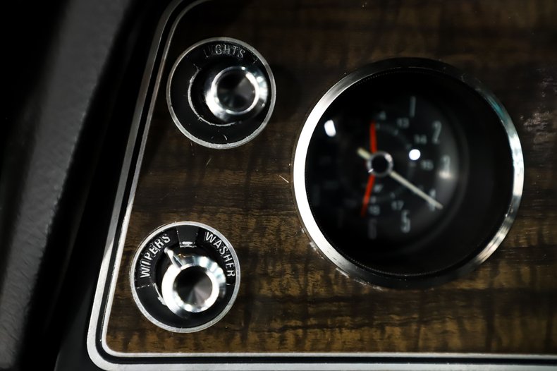 American-motors-Amx-1970-Glen-Green-Black-3