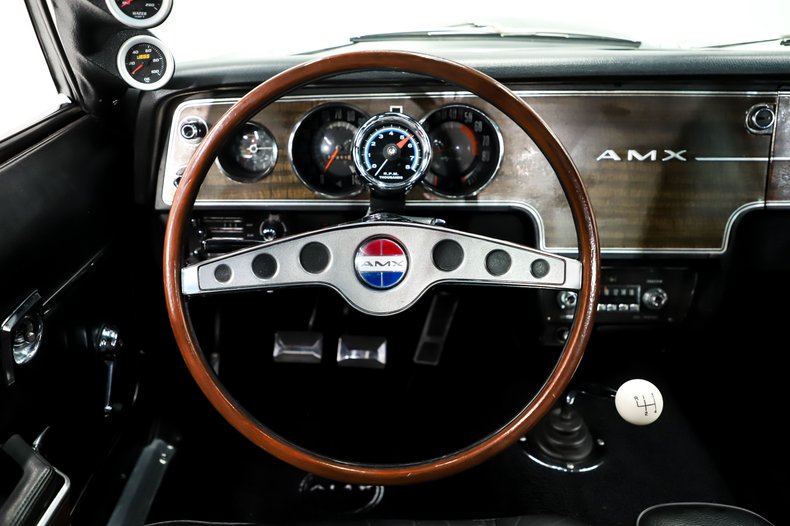 American-motors-Amx-1970-Glen-Green-Black-48