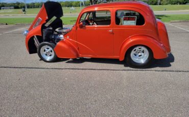 Anglia-1948-orange-4