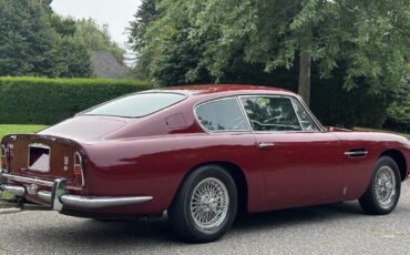 Aston-Martin-DB6-1967-11