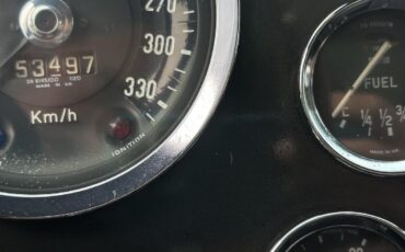 Aston-Martin-DB6-1967-22