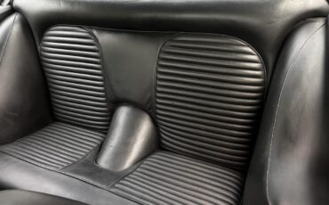 Aston-Martin-DB6-1967-34