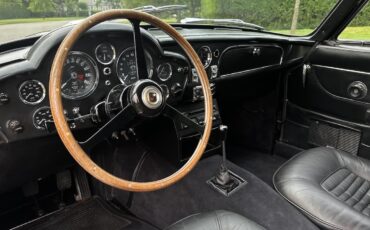 Aston-Martin-DB6-1967-38