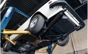 Aston-Martin-V8-1988-Convertible-23