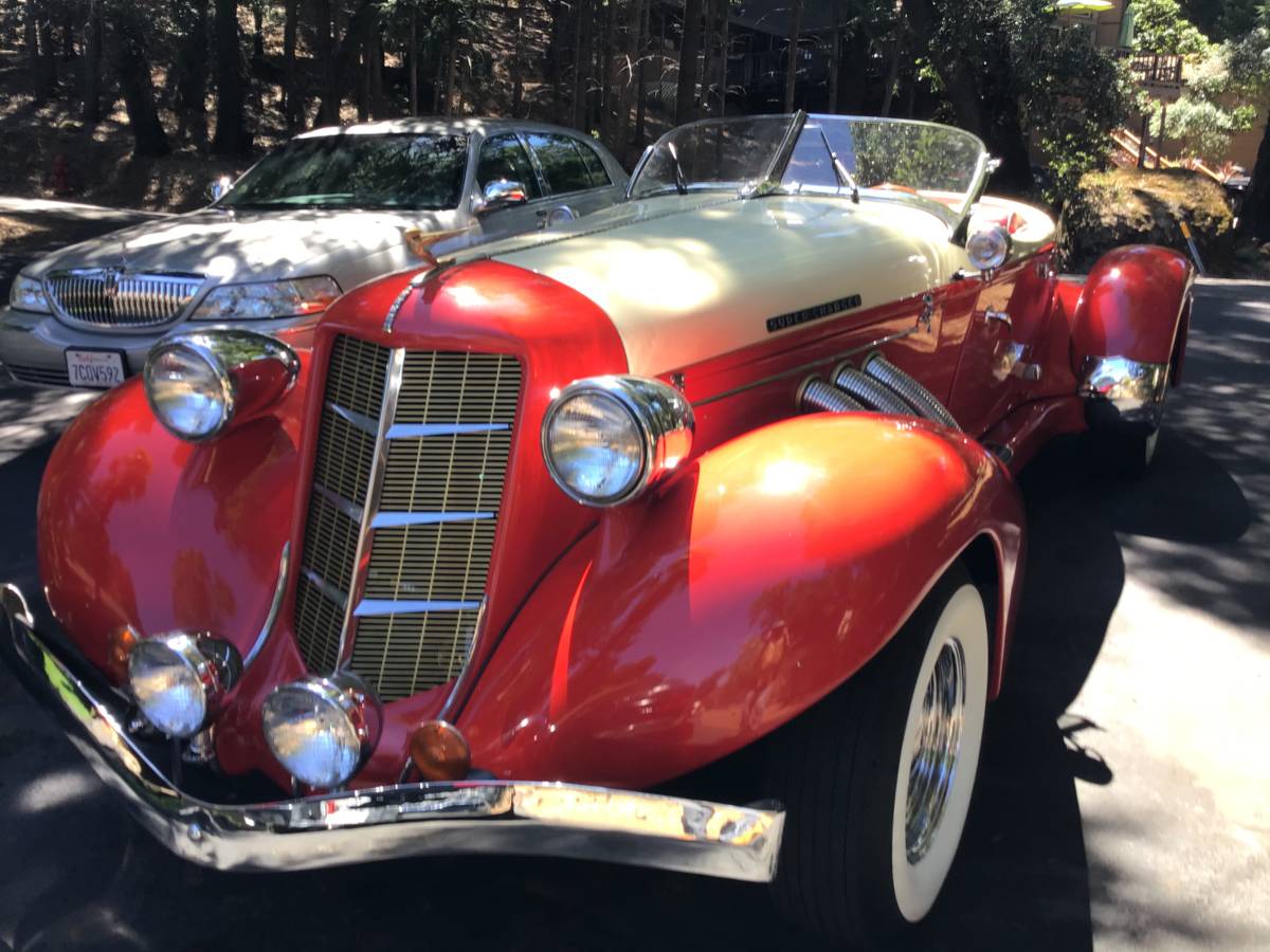 Auburn-speedster-1980-red-2