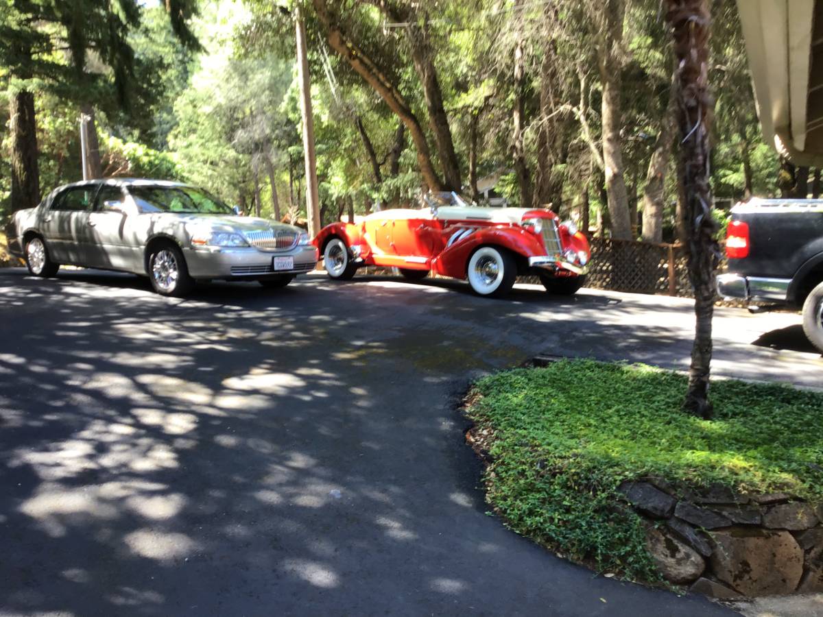 Auburn-speedster-1980-red-3