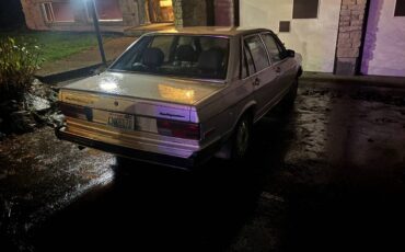 Audi-5000-1979-silver-5