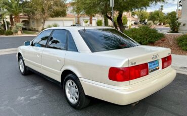 Audi-A6-1995-Sedan-9