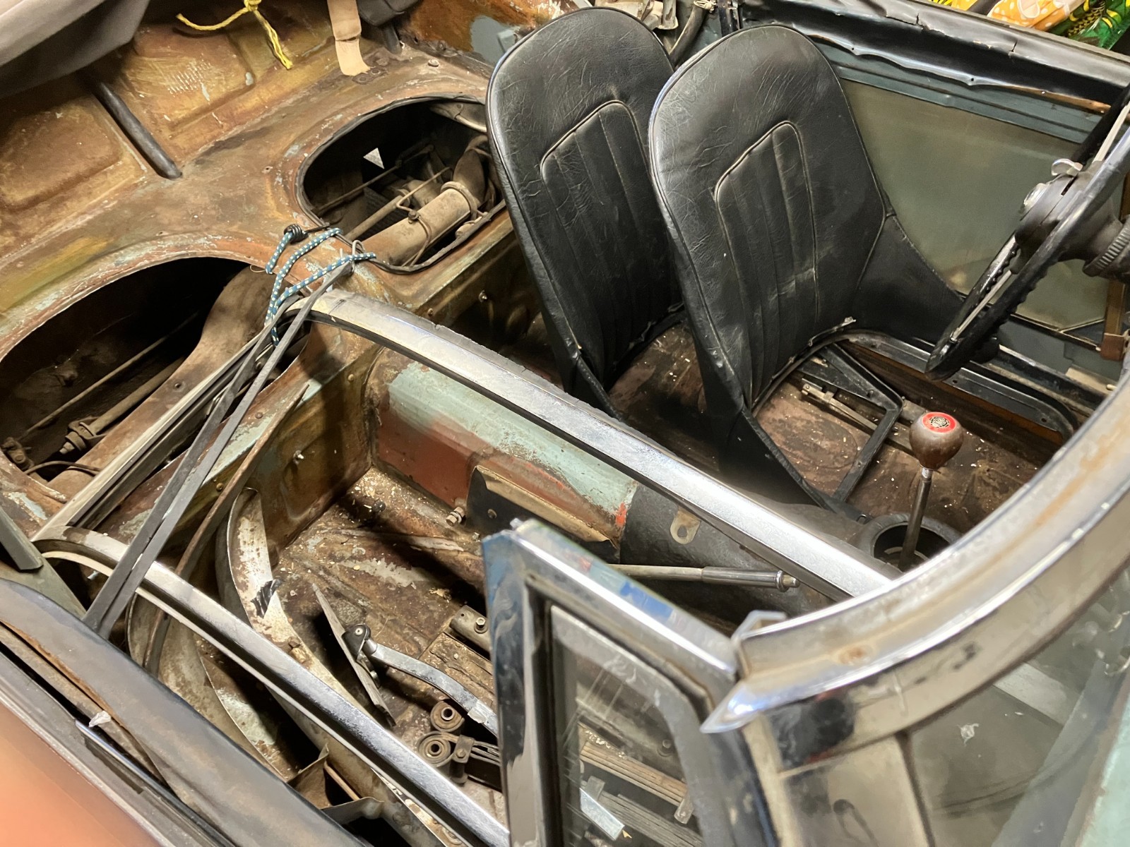 Austin-Healey-3000-1963-Convertible-12