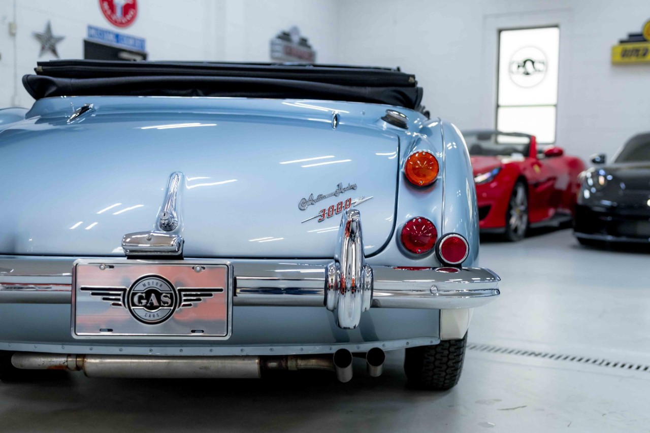 Austin-Healey-3000-1967-Convertible-12