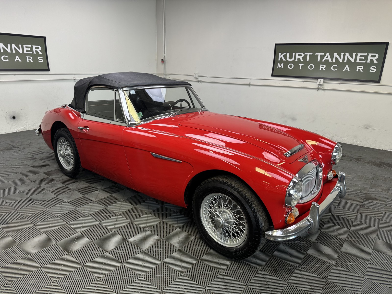 Austin-Healey-3000-1967-Convertible-2