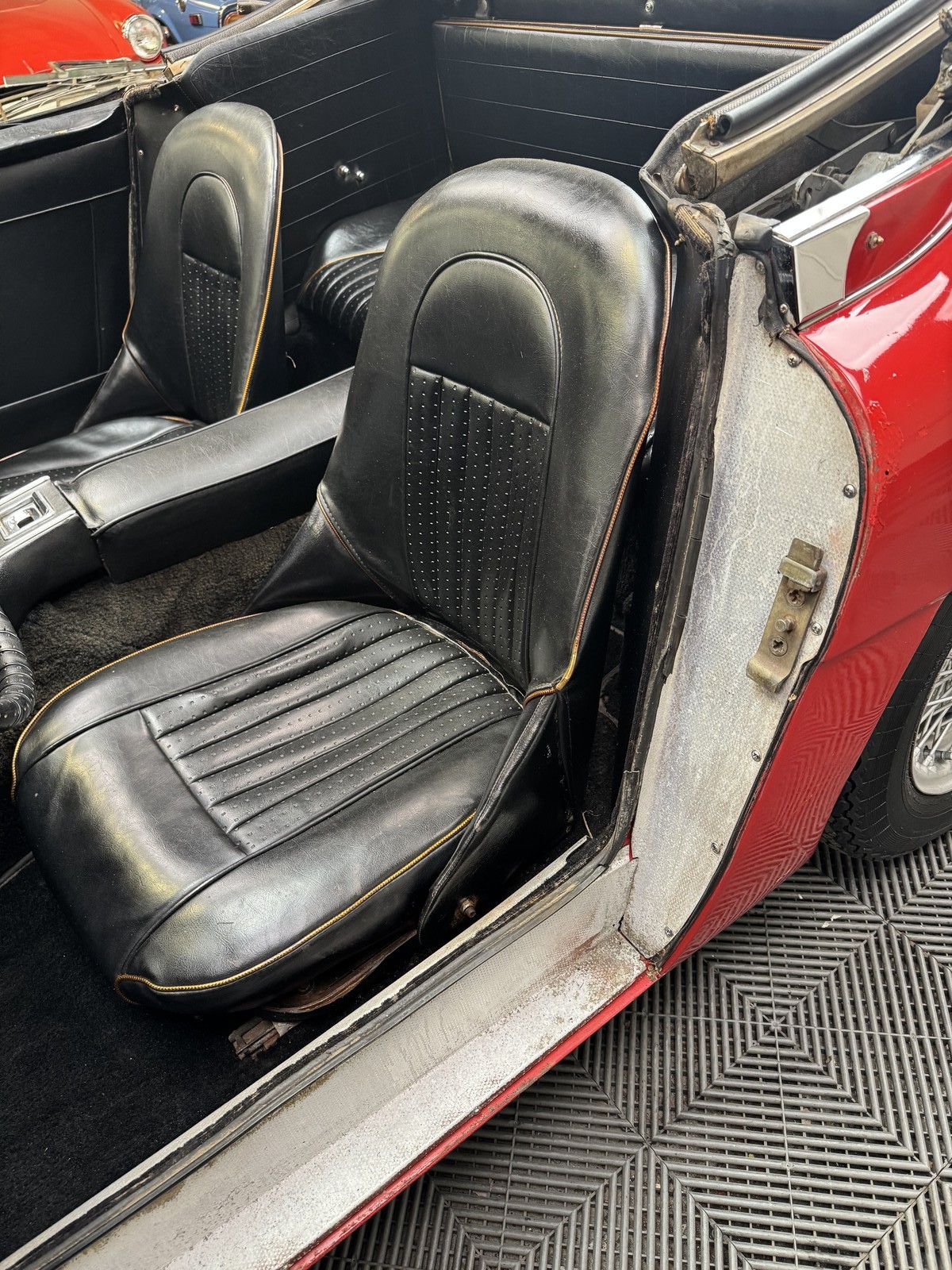 Austin-Healey-3000-1967-Convertible-20