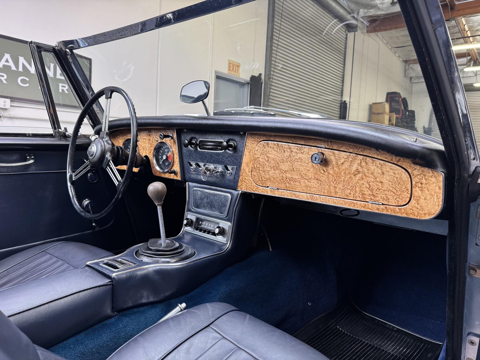 Austin-Healey-3000-1967-Convertible-21