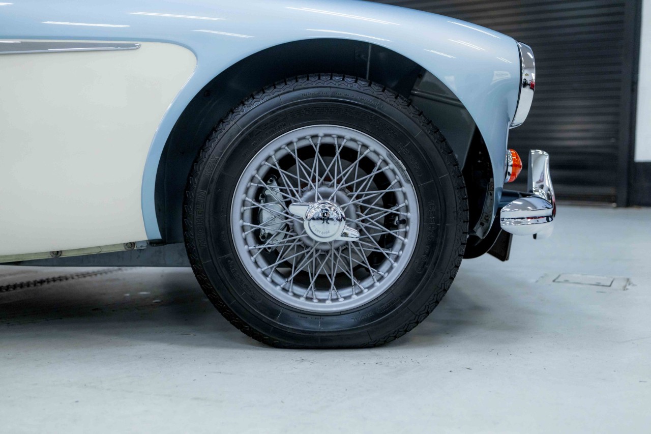 Austin-Healey-3000-1967-Convertible-38