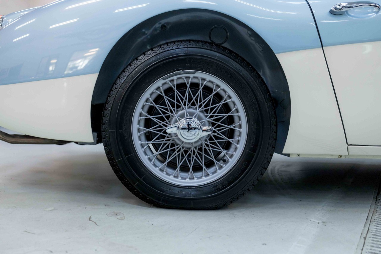 Austin-Healey-3000-1967-Convertible-39