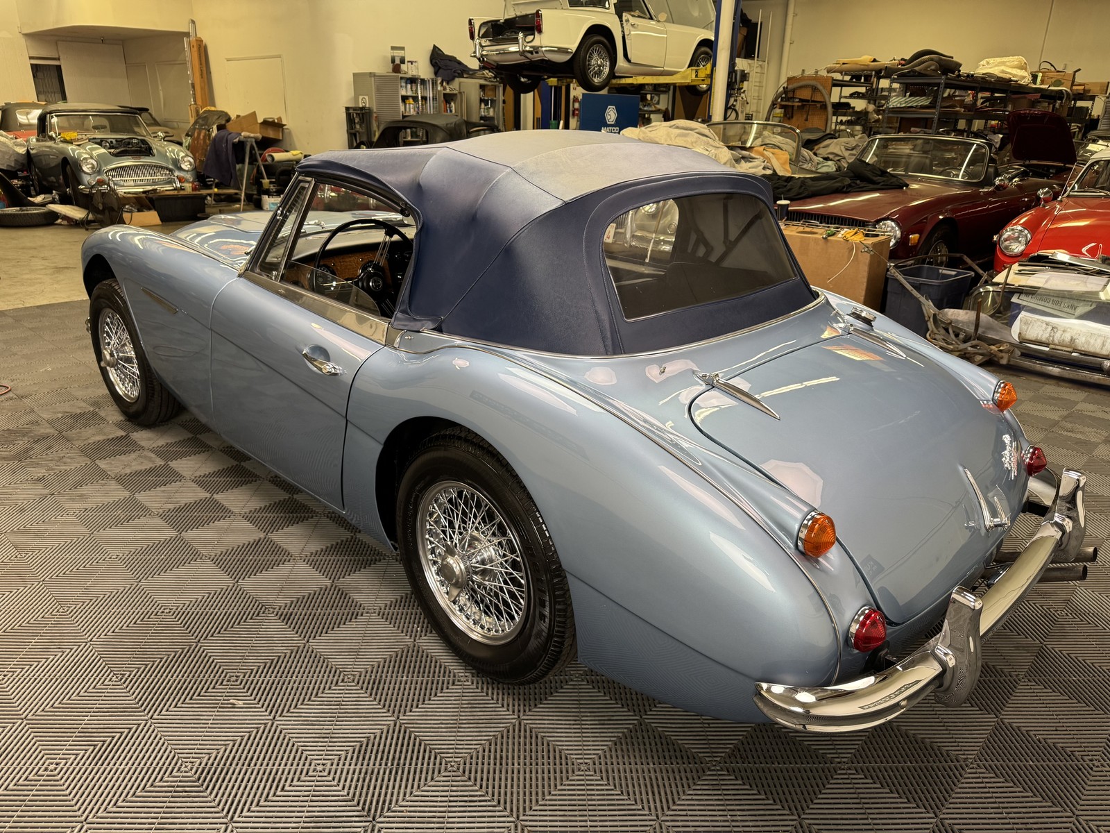 Austin-Healey-3000-1967-Convertible-9