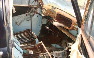 Austin-a40-devon-sedan-1948-black-7