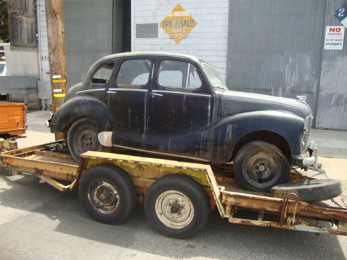 Austin-a40-devon-sedan-1948-black