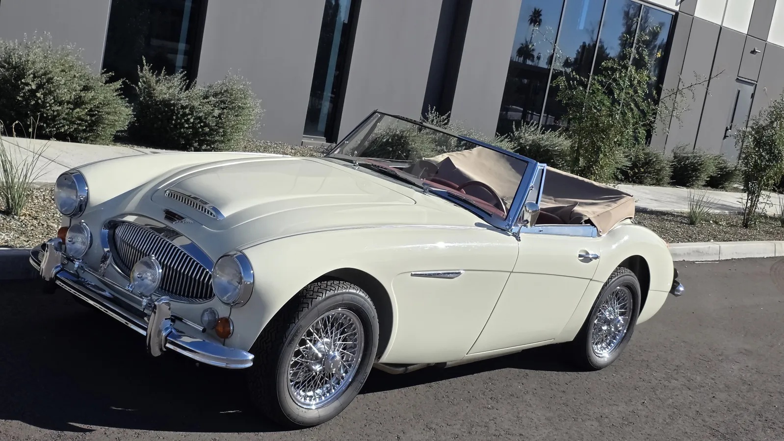 Austin-healey-3000-mk-iii-1967-White-Red
