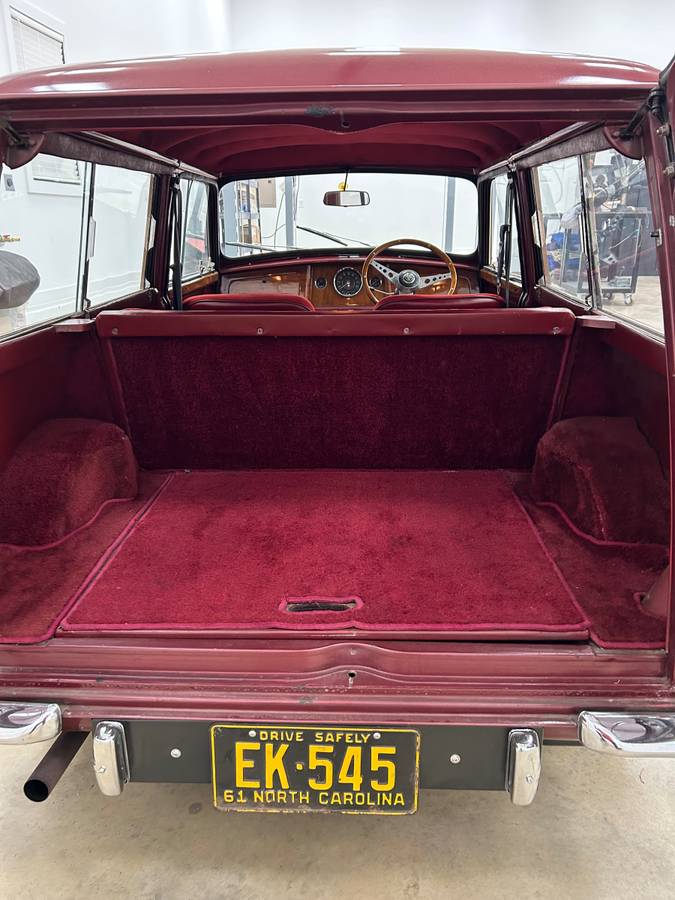 Austin-mimi-countryman-1961-brown-2