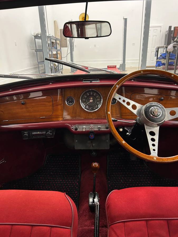 Austin-mimi-countryman-1961-brown-5