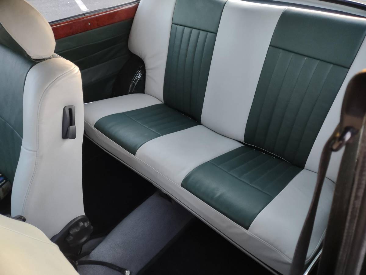 Austin-mini-1972-green-14