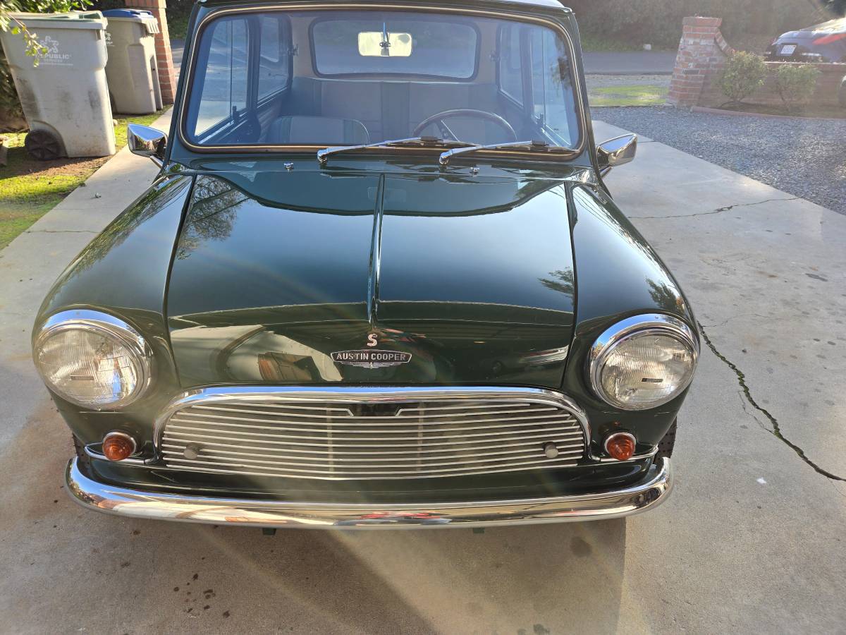 Austin-mini-cooper-super-1967-green-1
