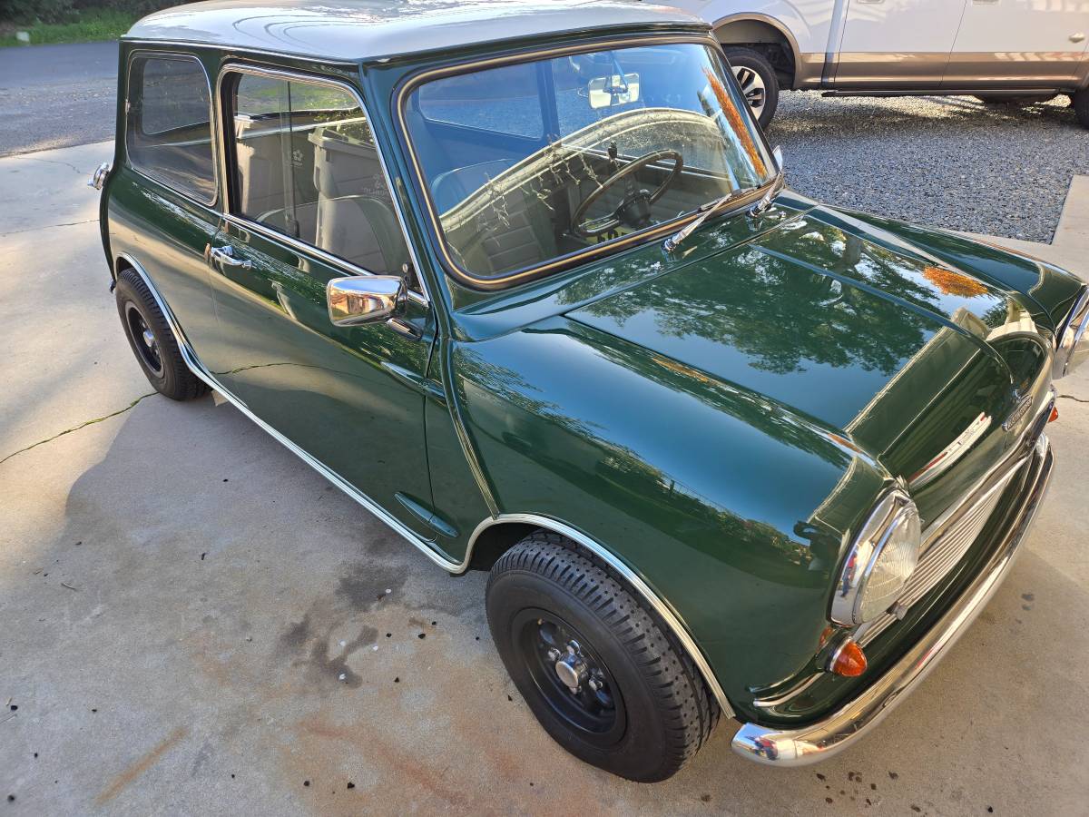 Austin-mini-cooper-super-1967-green-2