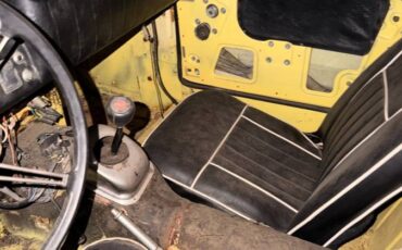 Austin-sprite-convertinle-1968-yellow-6