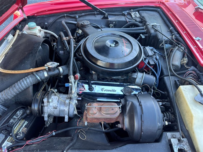 Avanti-Ii-1982-Red-Saddle-3