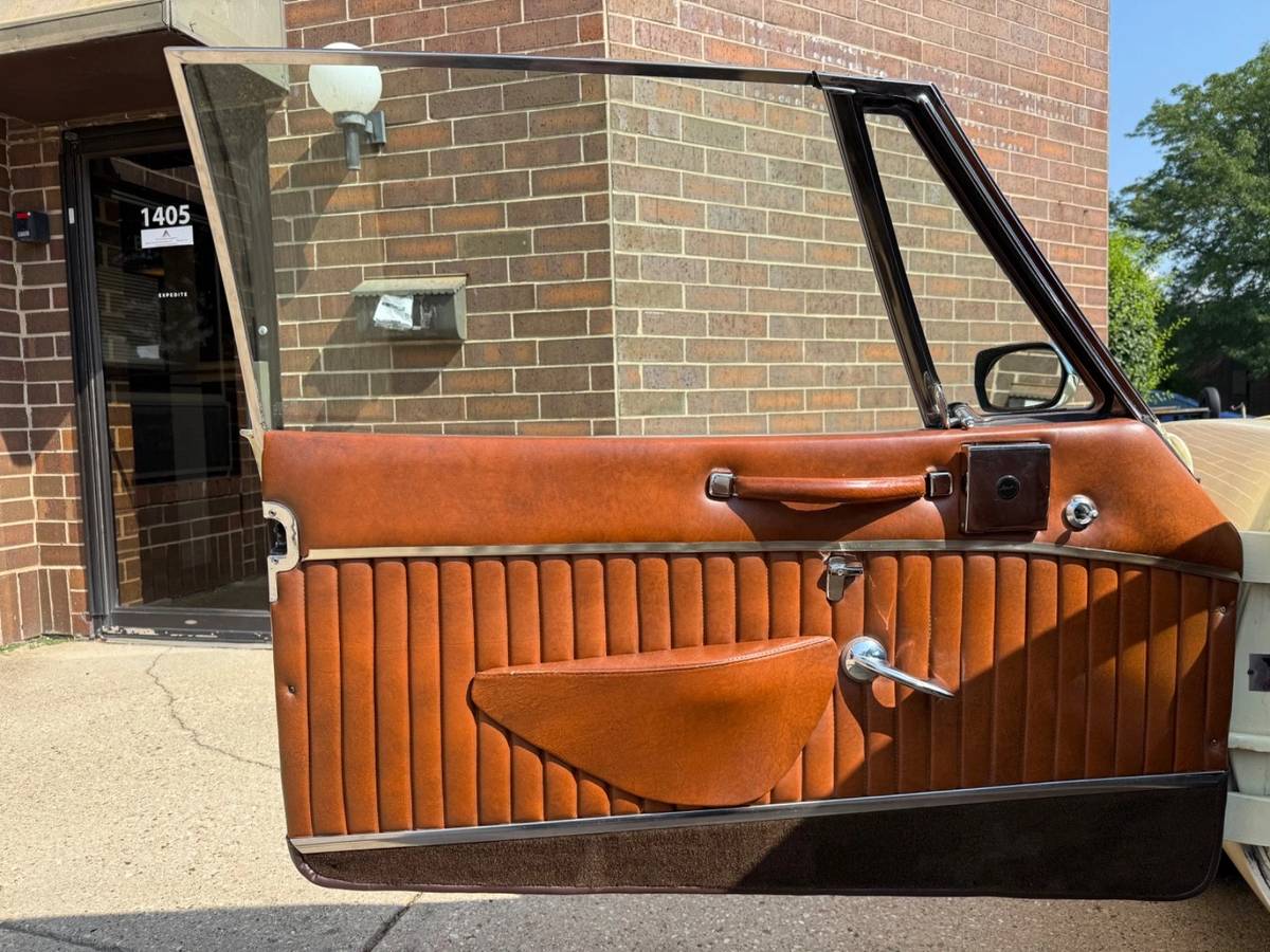 Avanti-ii-1976-custom-16