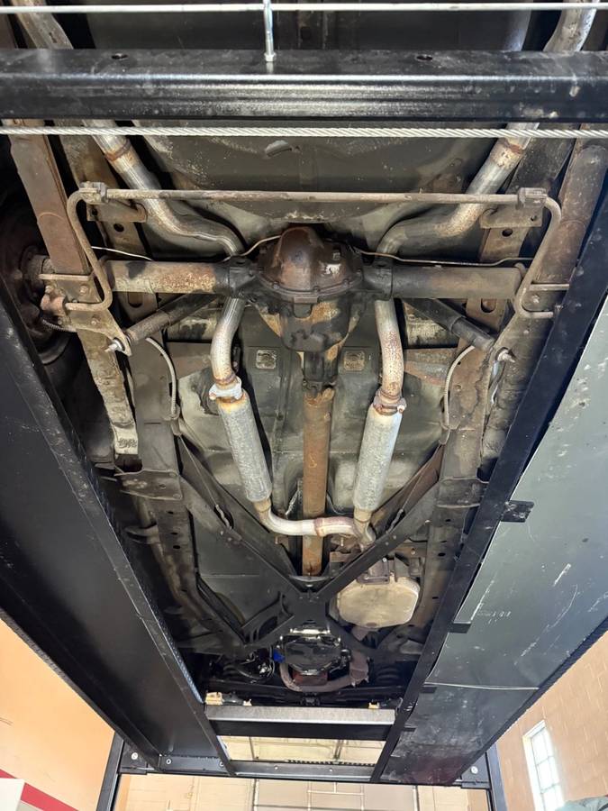 Avanti-ii-1976-custom-6