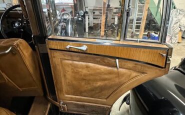 Bentley-4-14-liter-sport-saloon-1936-black-1