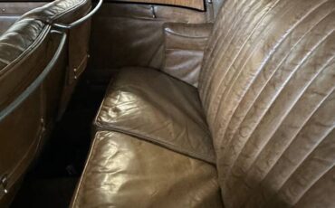 Bentley-4-14-liter-sport-saloon-1936-black-10