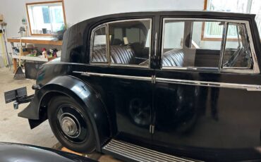 Bentley-4-14-liter-sport-saloon-1936-black-12