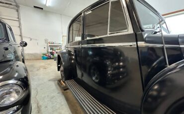 Bentley-4-14-liter-sport-saloon-1936-black-16