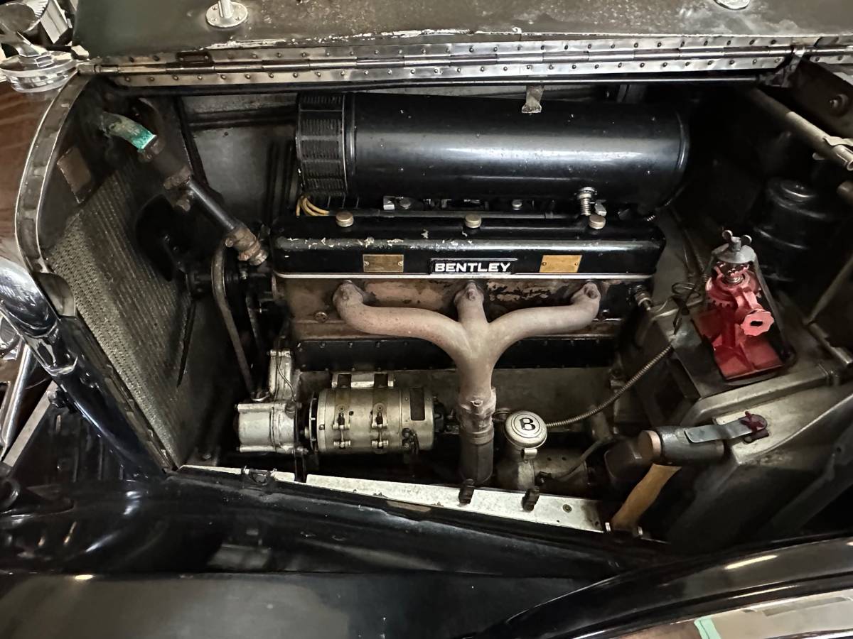 Bentley-4-14-liter-sport-saloon-1936-black-8