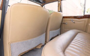 Bentley-Continental-Flying-Spur-1959-27