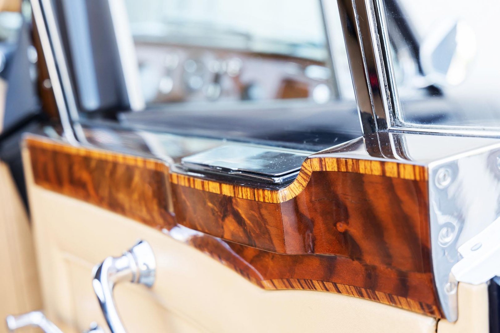 Bentley-Continental-Flying-Spur-1959-32