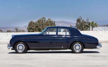 Bentley-Continental-Flying-Spur-1959-5