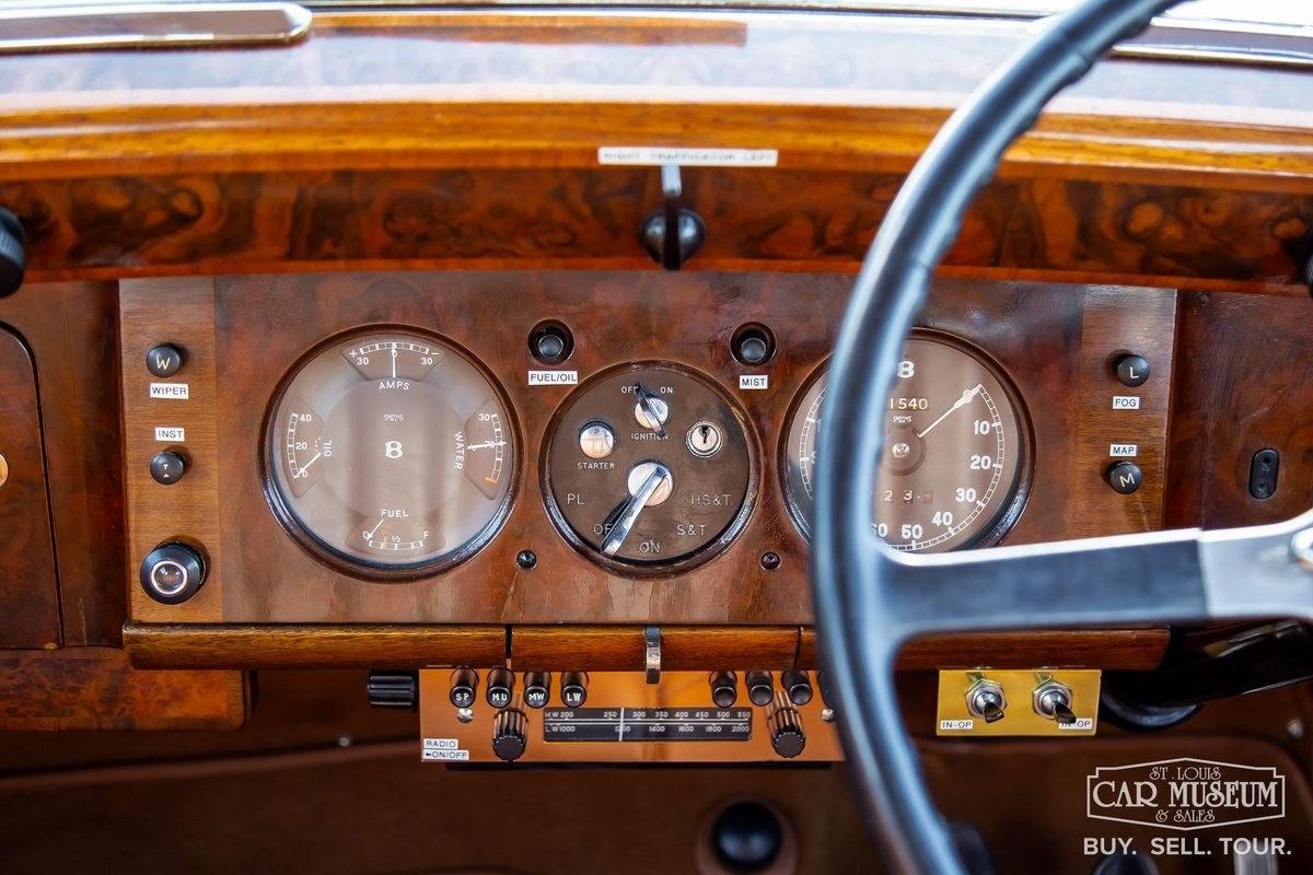 Bentley-Mark-VI-1949-34