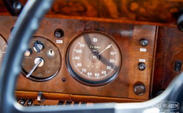 Bentley-Mark-VI-1949-35