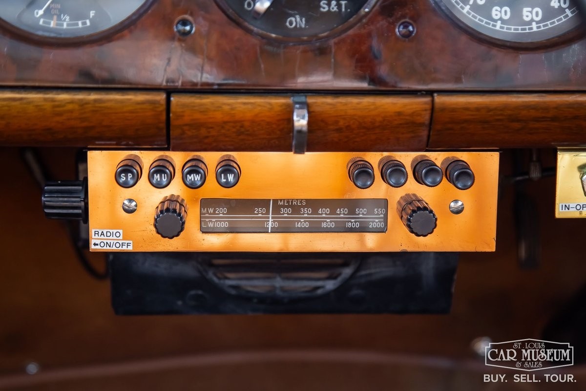 Bentley-Mark-VI-1949-39