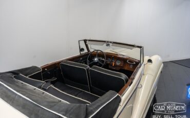 Bentley-Mark-VI-1950-19