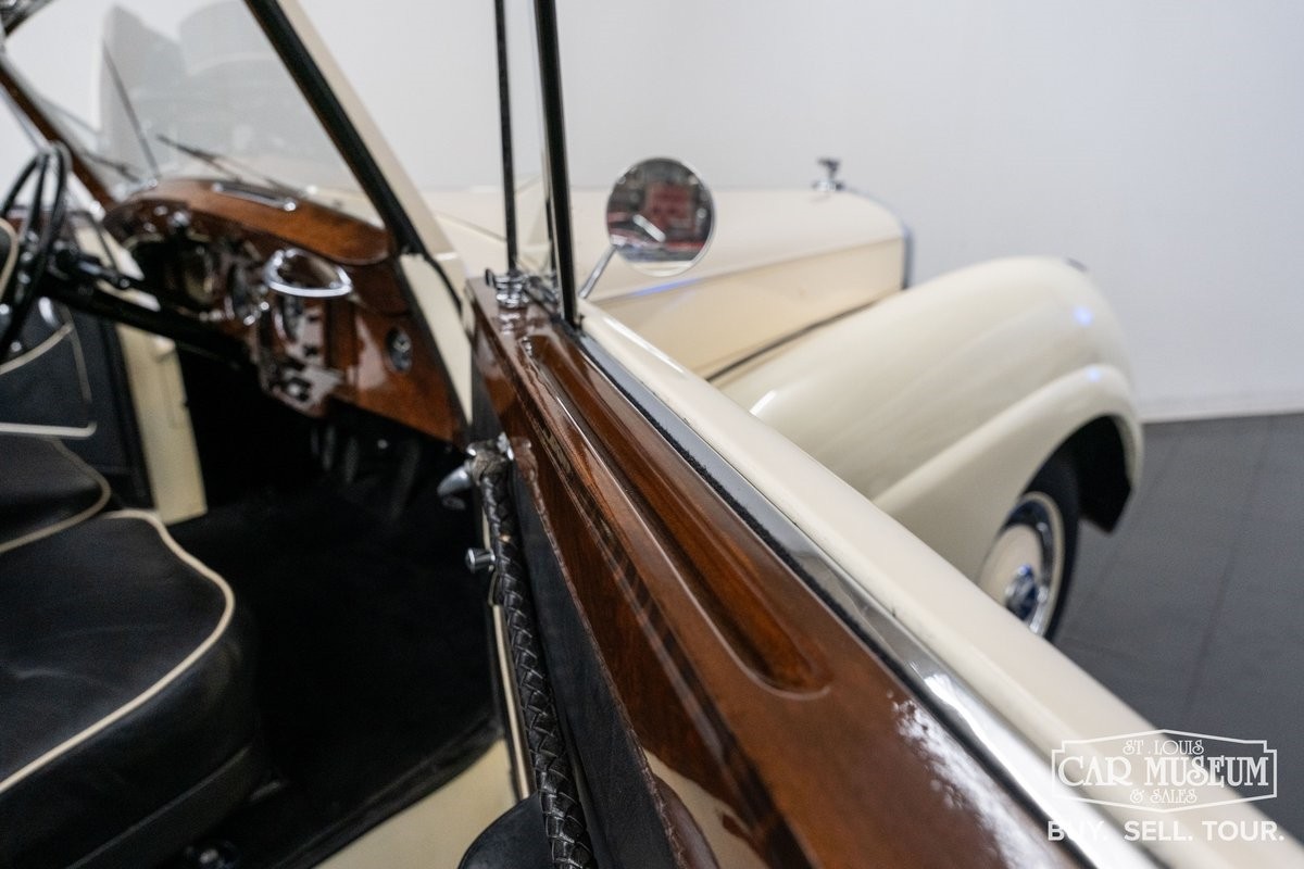 Bentley-Mark-VI-1950-28