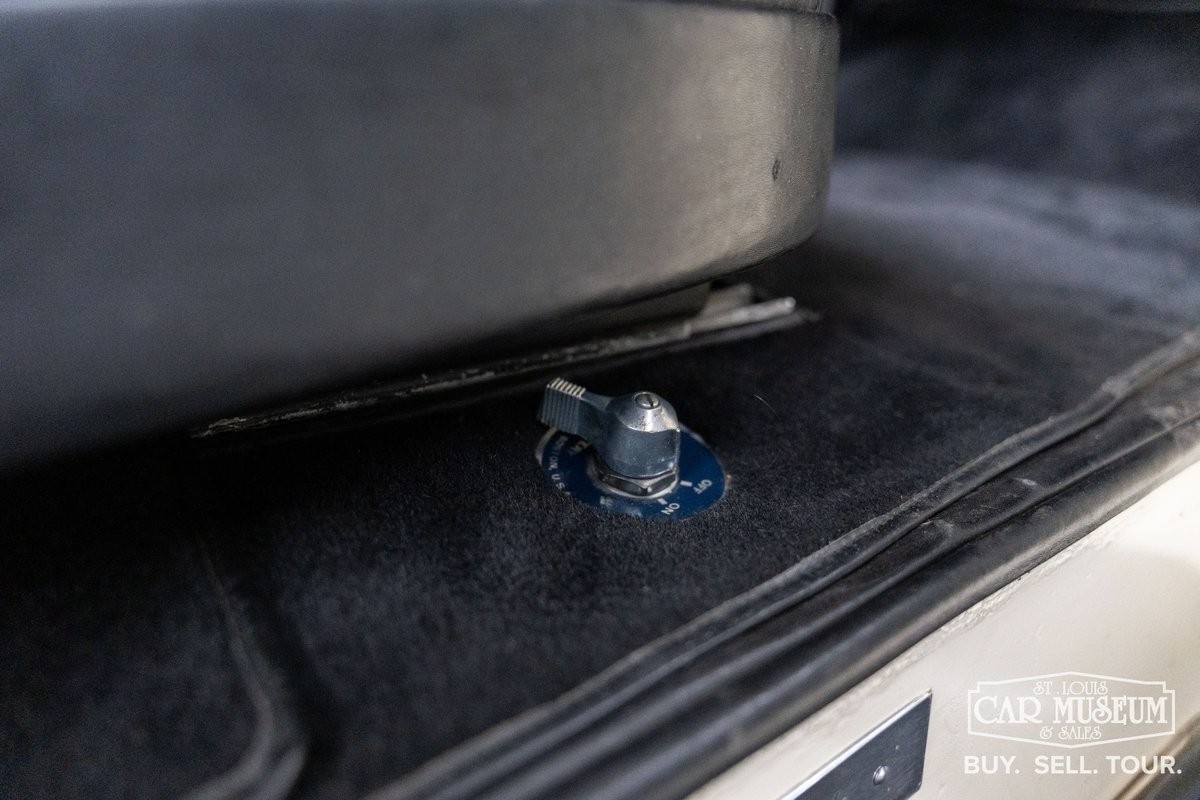 Bentley-Mark-VI-1950-30